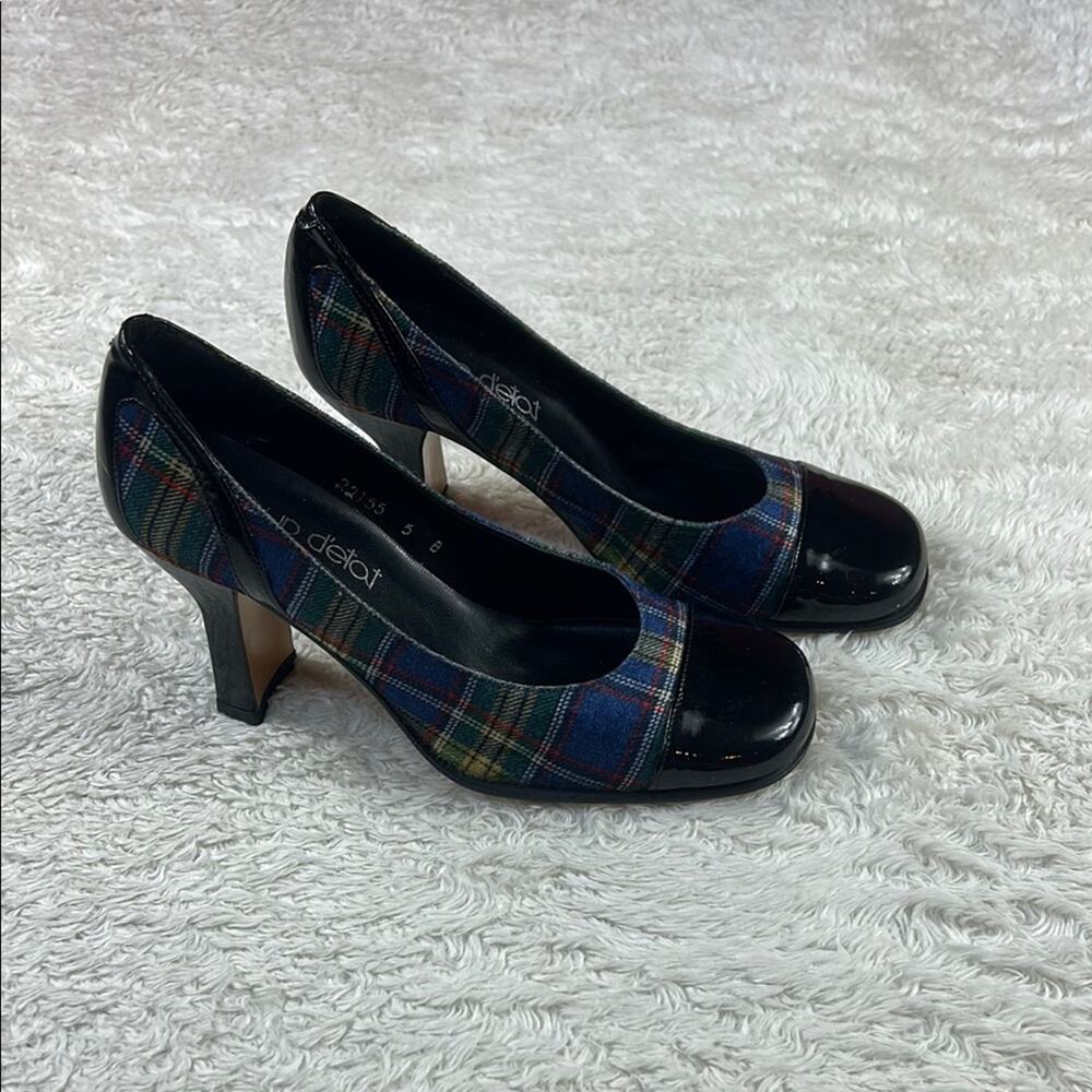 Coup‎ D'etat blue plaid and black patent leather heels, size 5